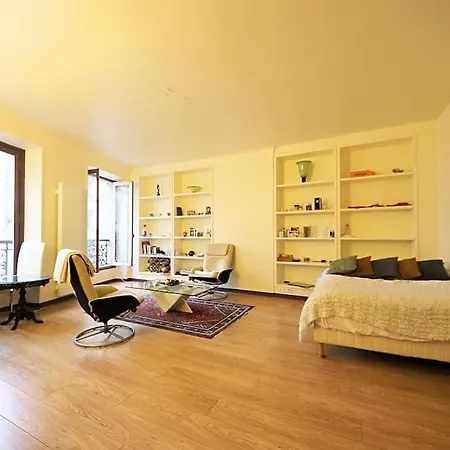 아파트 Eiffel Tower