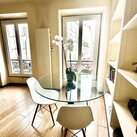 Eiffel Tower Apartment